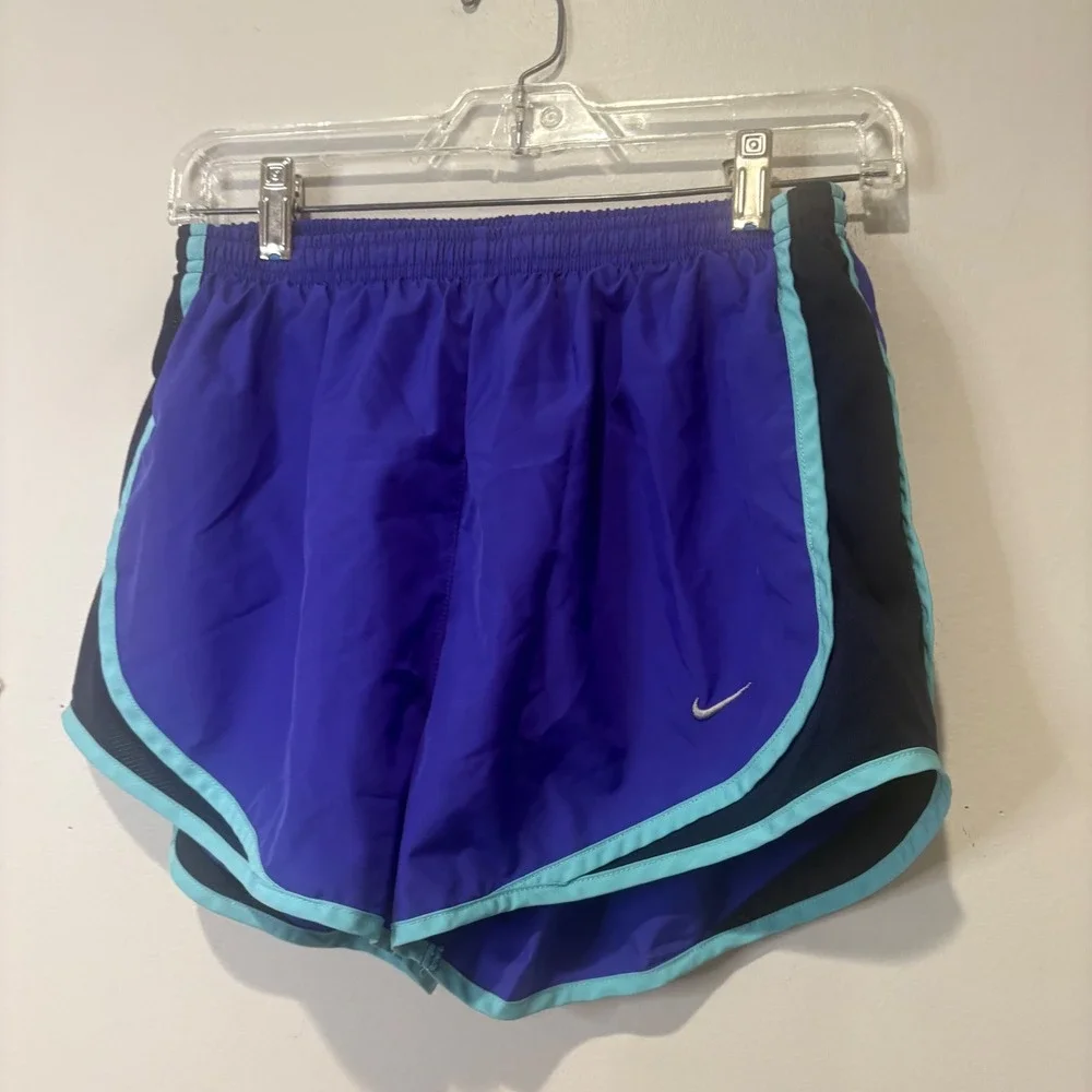 Nike Running Shorts Womens Size M Purple Dri-FIT Tempo Mesh Trim Athletic
